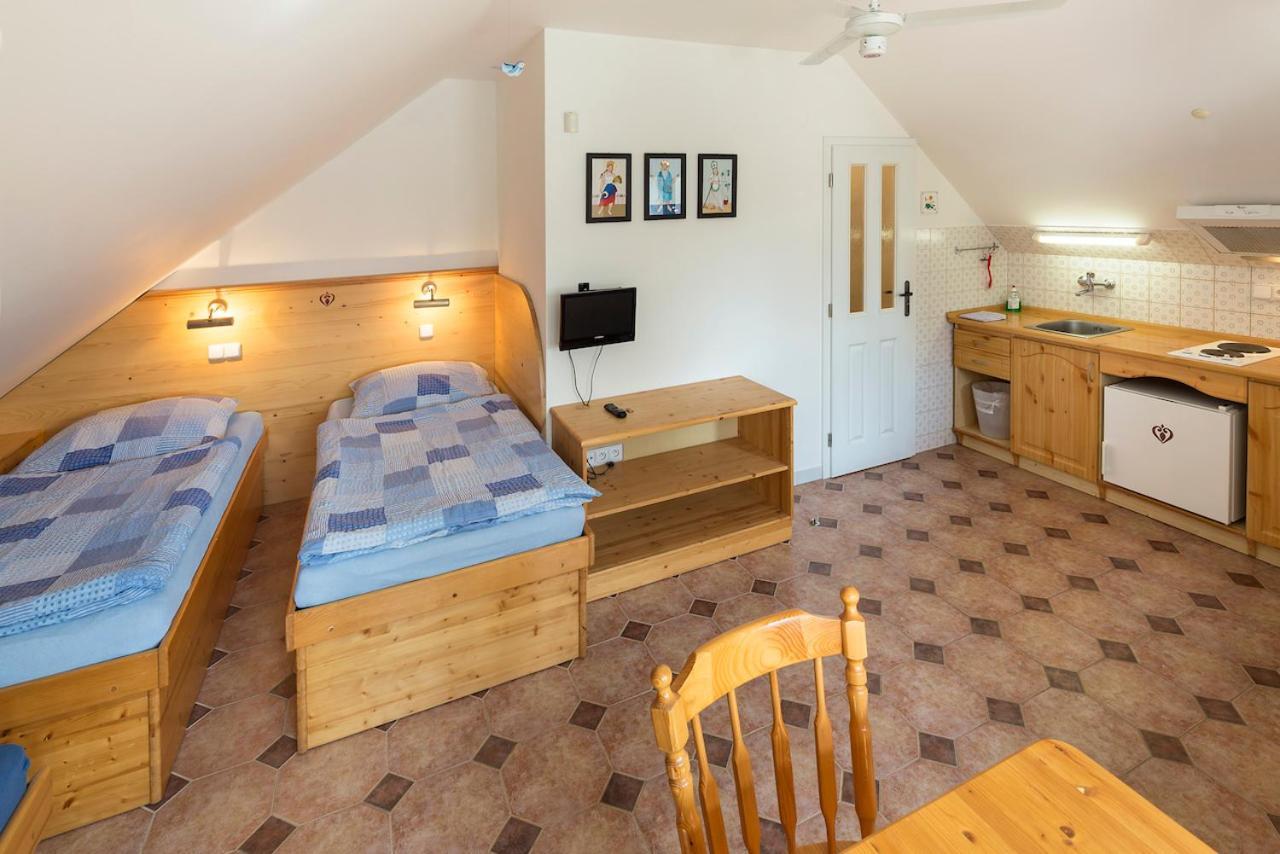 Cerny Jezdec Apartment Lednice